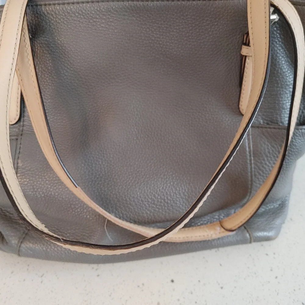 Michael Kors Grey & Cream Soft Leather Tote - Picture 3 of 16